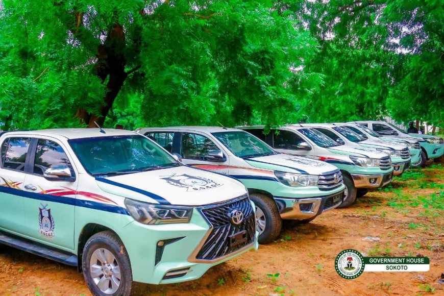 In a concerted effort to combat banditry and various security issues, the Sokoto State Government has provided the newly formed Community Guard Corps with 20 Hilux vans and 710 motorcycles.