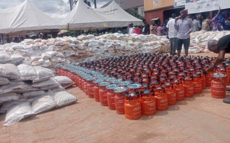 The Federal Government has provided more than 5,000 bags of rice (10 kg each), along with 500 bags of fertilizer, 500 Point of Sale (PoS) machines, and 300 gas cylinders to support underprivileged individuals in Anambra State.