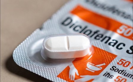 Have you ever wondered why some tablets have lines across them ?