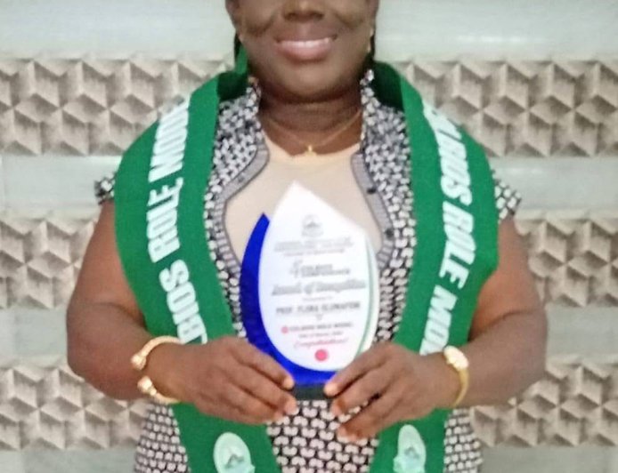 Academic Excellence: Prof. Flora Oluwafemi Receives COLBIOS Role Model and Ambassador Award at FUNAAB