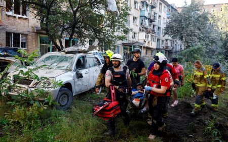 Russia unleashes a massive assault on Ukraine’s capital, killing more than 20