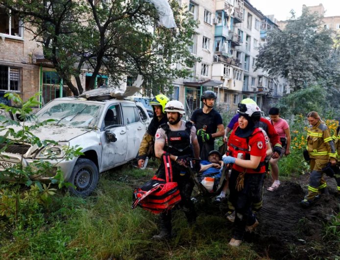Russia unleashes a massive assault on Ukraine’s capital, killing more than 20