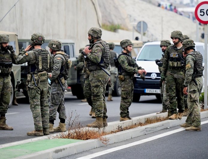 Update: Military escort migrants back to Morocco from Spain's Ceuta enclave